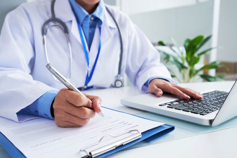 Accountant for Doctor